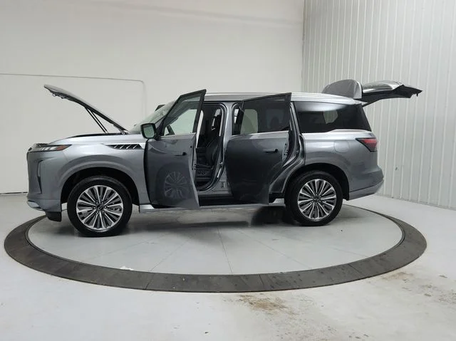 Used 2025  INFINITI SENSORY image 12