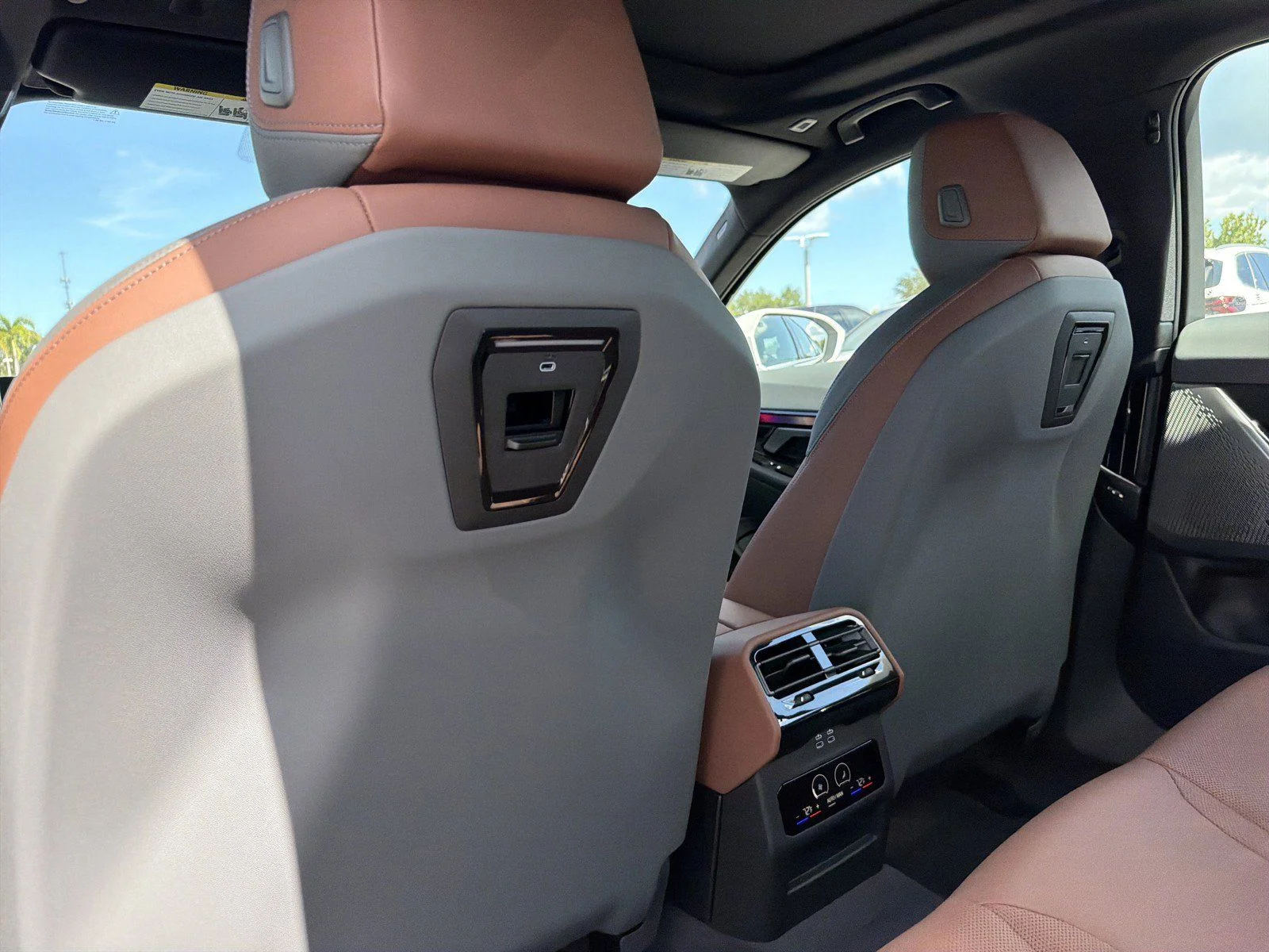 New 2027 Mineral White Metallic BMW 530i image 20