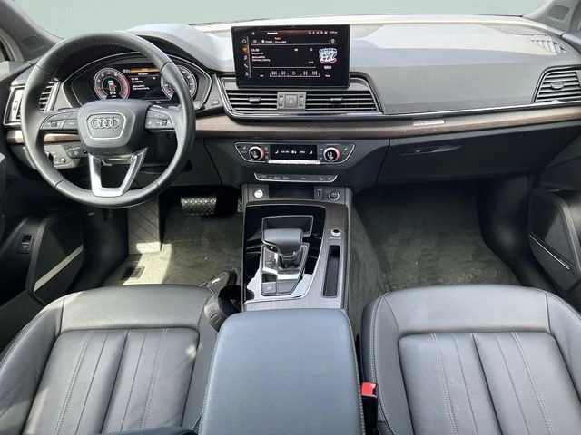 Used 2022  Audi 40 Premium Plus image 18