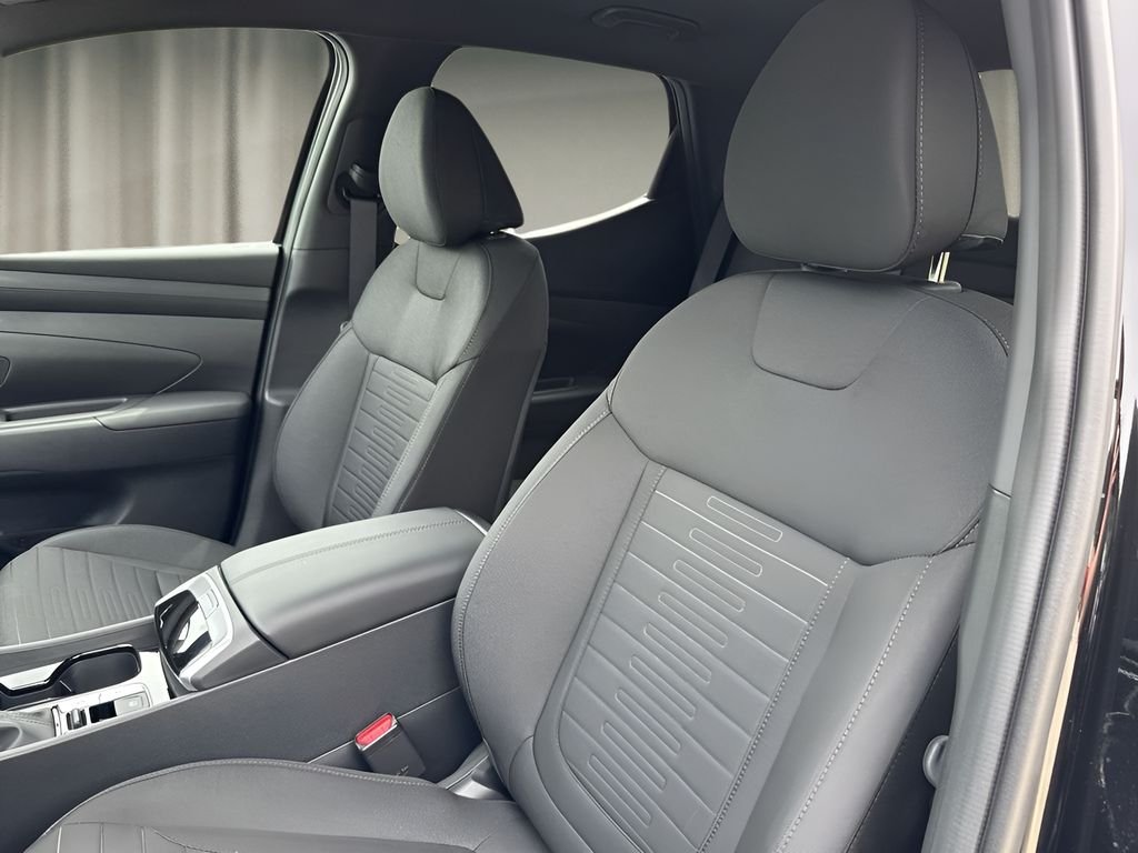 2025 Hyundai Santa Cruz SE - Photo 32