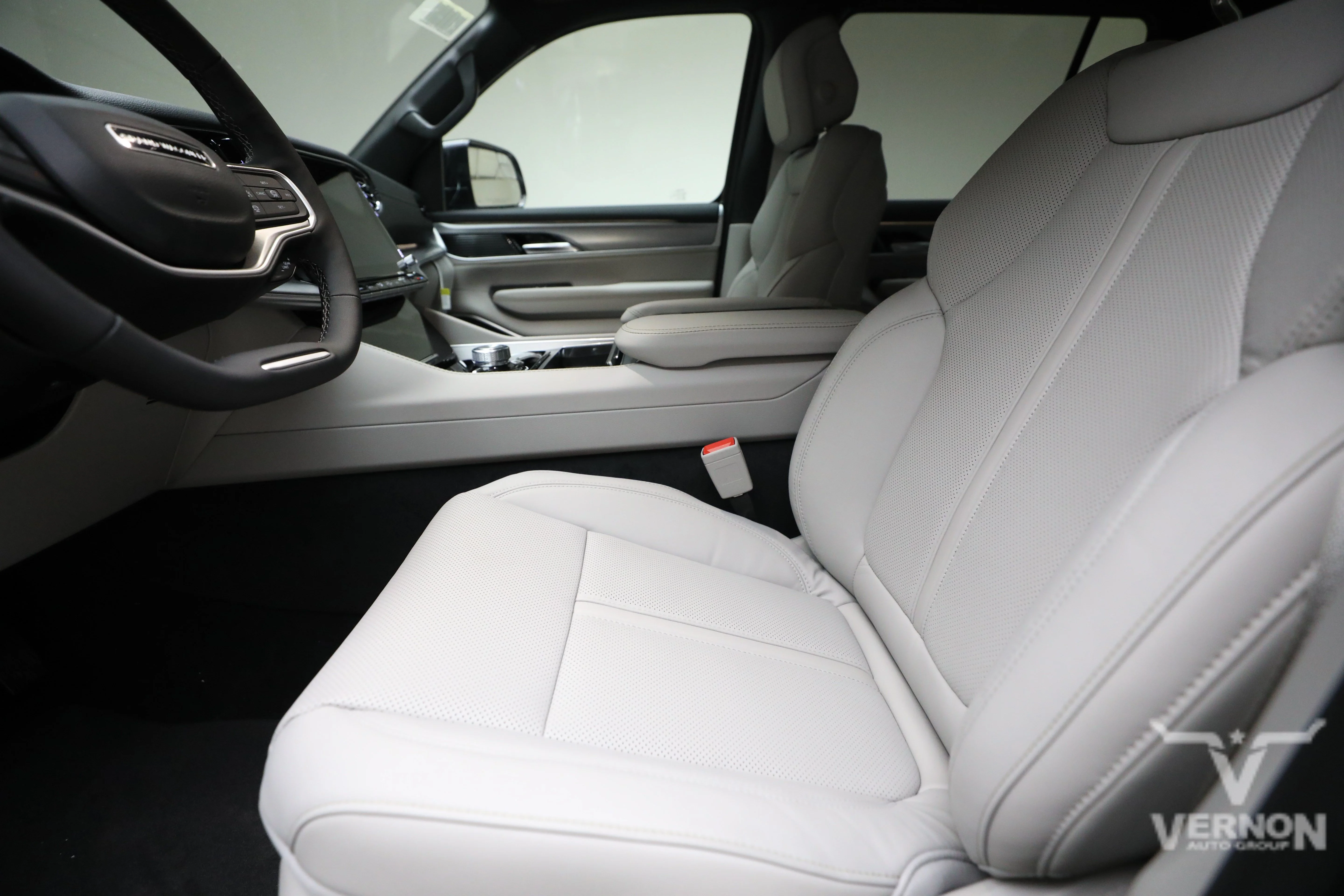 New 2026 Jeep Grand Wagoneer Base 4x4