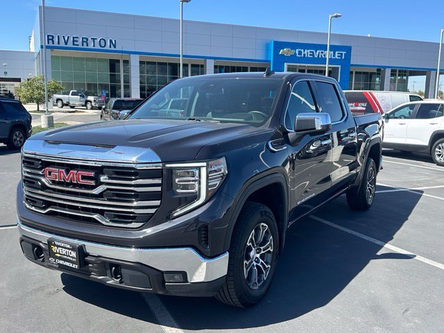 2025 GMC Sierra 1500 SLT - Photo 12