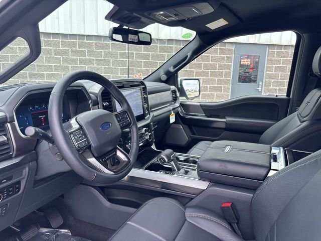 New 2026 Star White Metallic Tri-Coat Ford Platinum® image 19