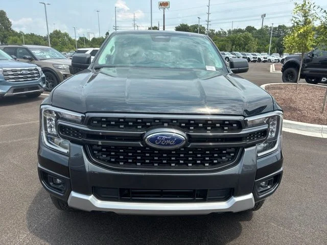New 2026 Shadow Black Ford XLT image 11