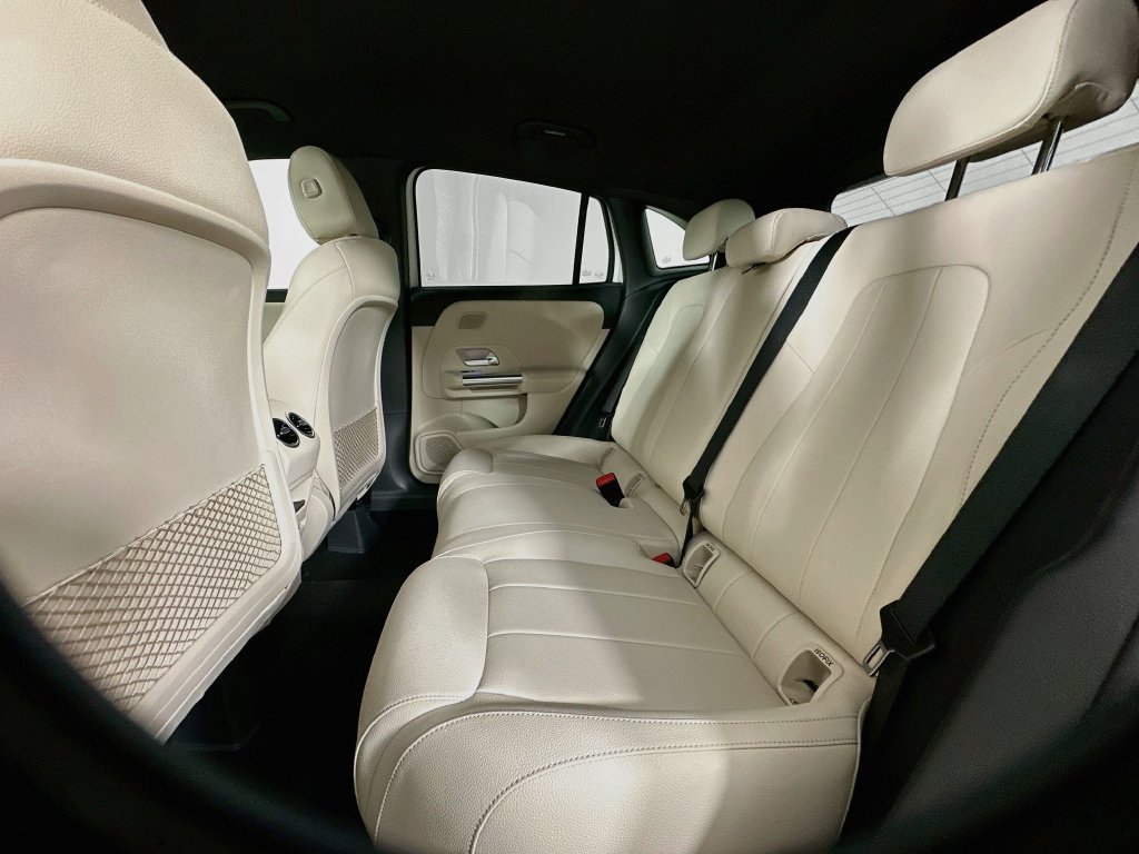 New 2026 Polar White Mercedes-Benz GLA 250 image 55