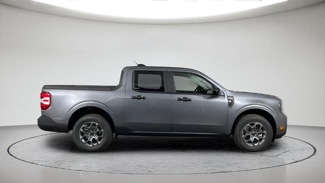 New 2026 Carbonized Gray Metallic Ford XLT image 23