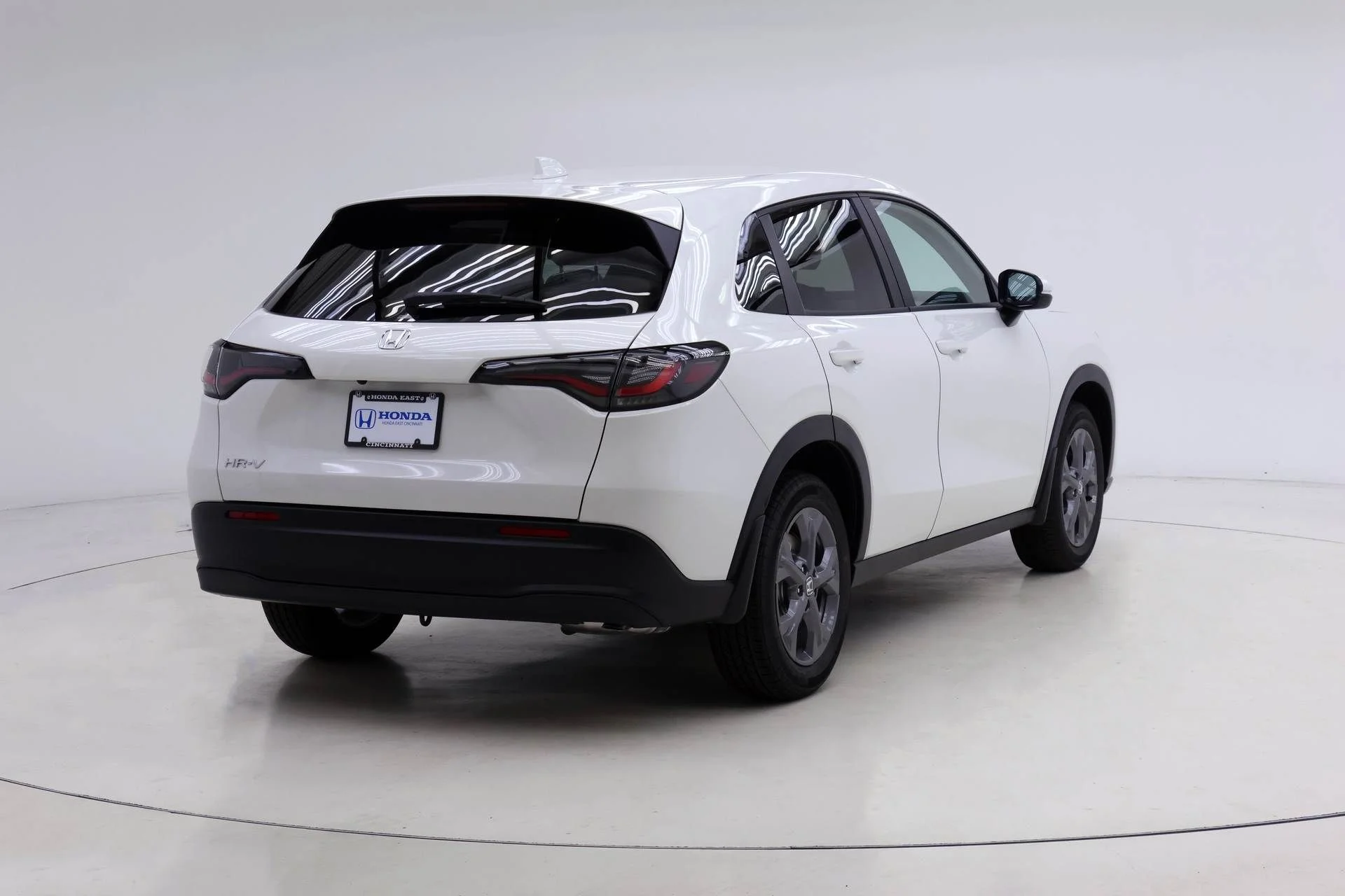 New 2027 Platinum White Pearl Honda LX image 2