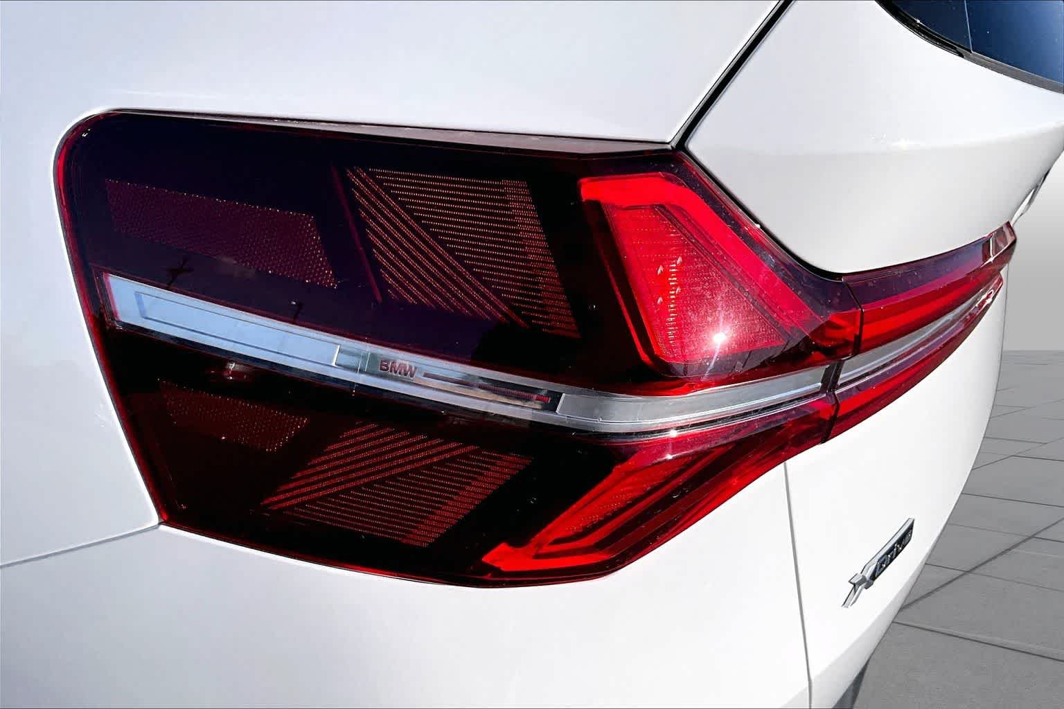 New 2026 Alpine White BMW 30 xDrive image 14