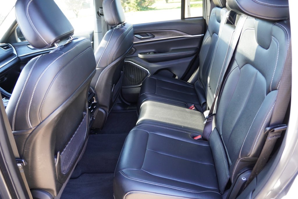 Used 2024 Gray Jeep 4xe image 18