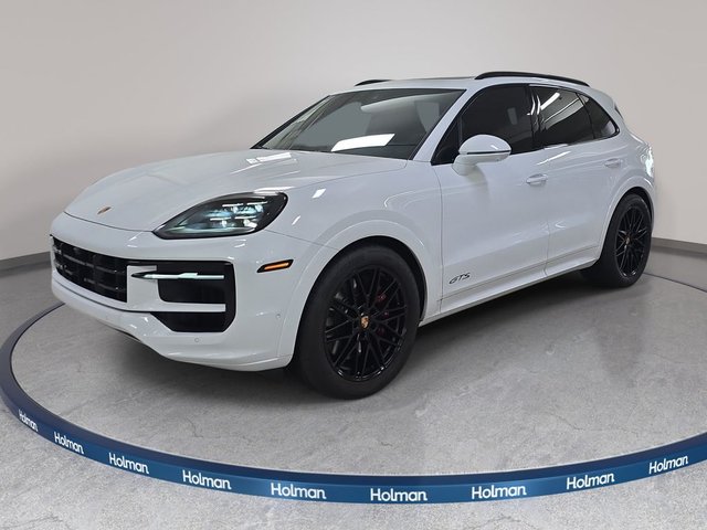 2025 Porsche Cayenne GTS