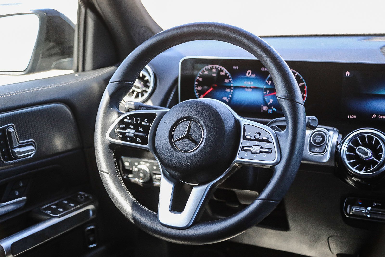 2021 Mercedes-Benz GLB Base - Photo 14
