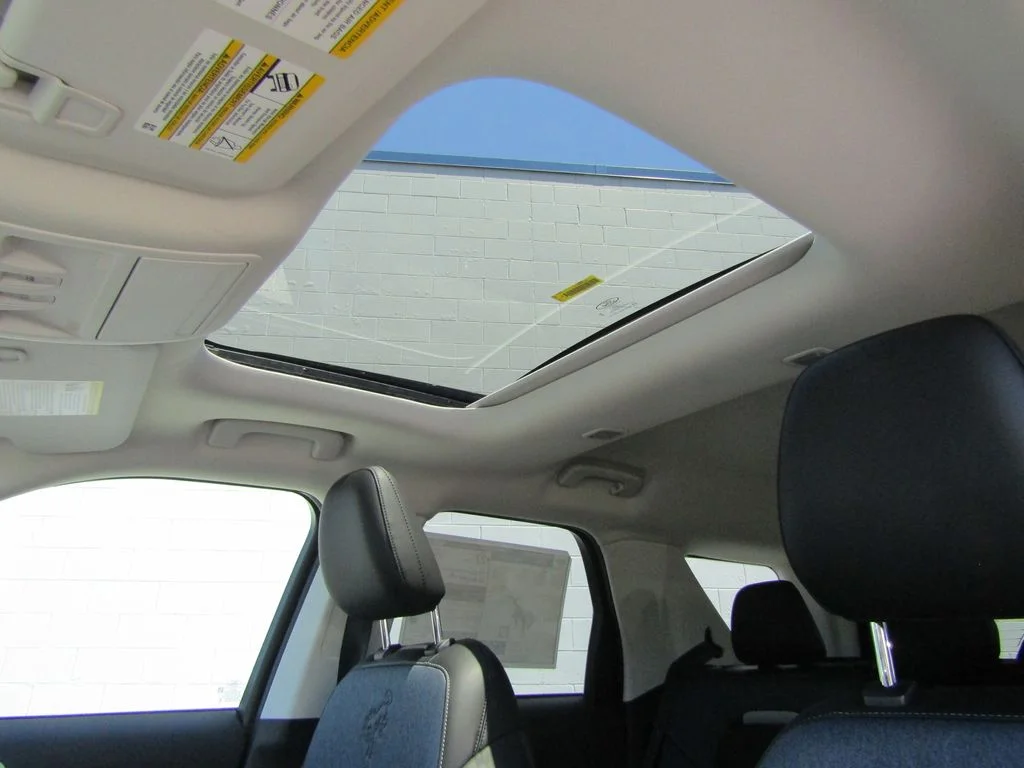 New 2026 Azure Gray Metallic Tri-Coat Ford Outer Banks® image 14