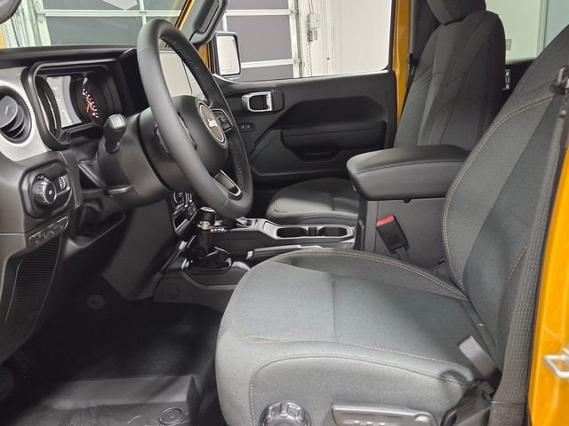New 2026 Goldilocks Exterior Paint Jeep Sport S image 5