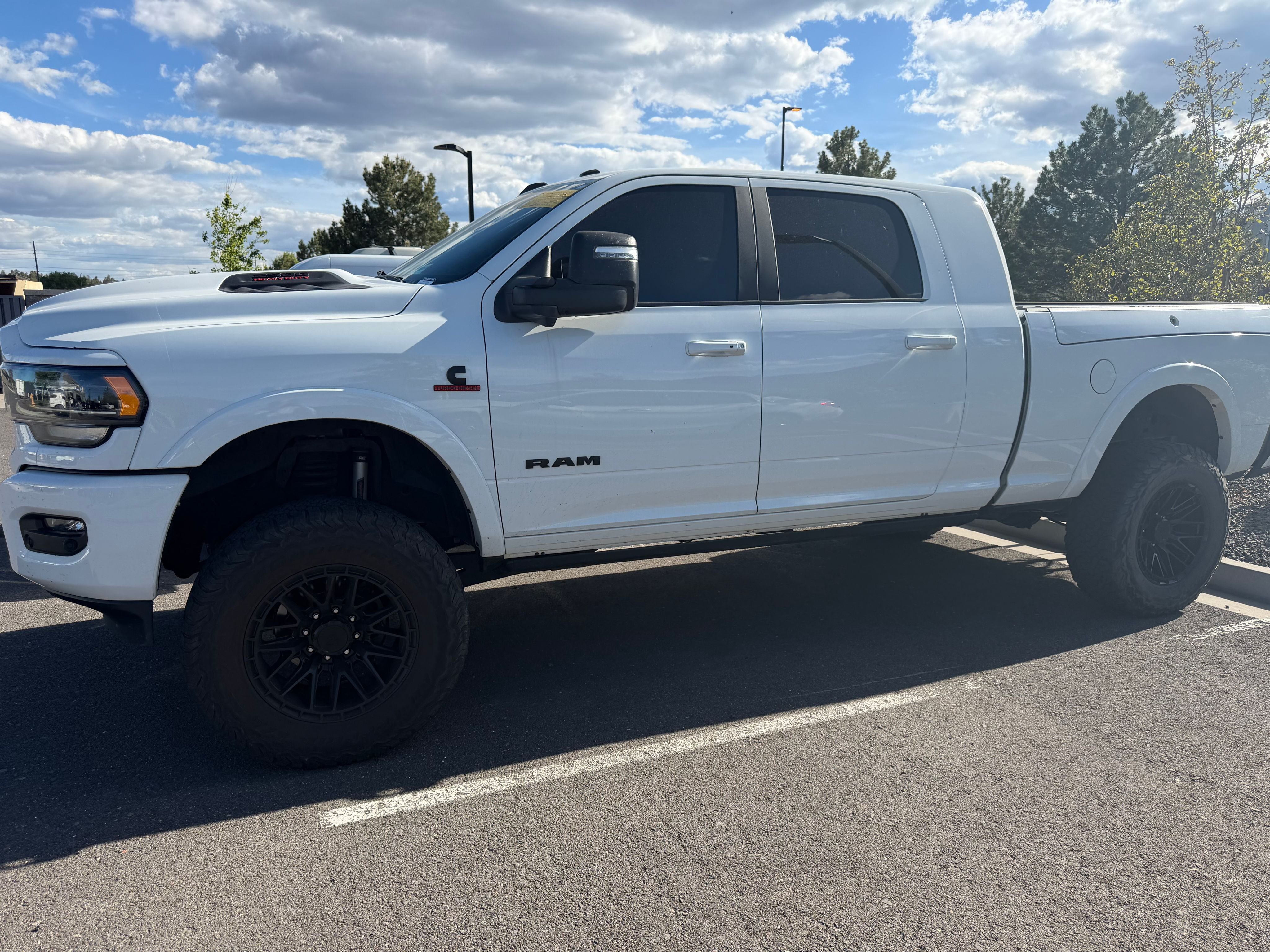 2023 RAM 2500 Laramie Limited 4X4 Mega Cab's photo