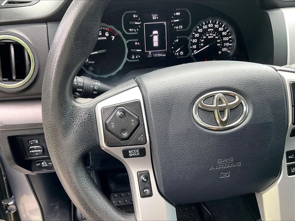 Used 2018 Silver Toyota SR5 image 23