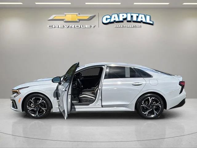Used 2025 Gray Kia GT-Line image 14
