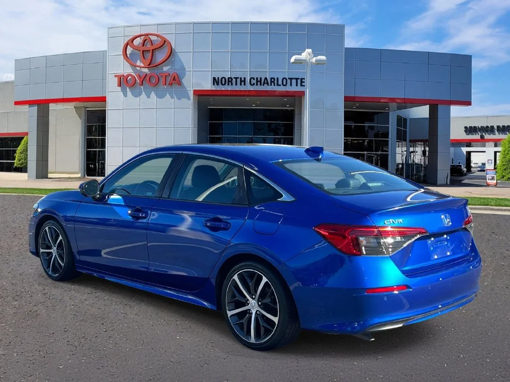 Used 2022 Blue Honda Touring image 5