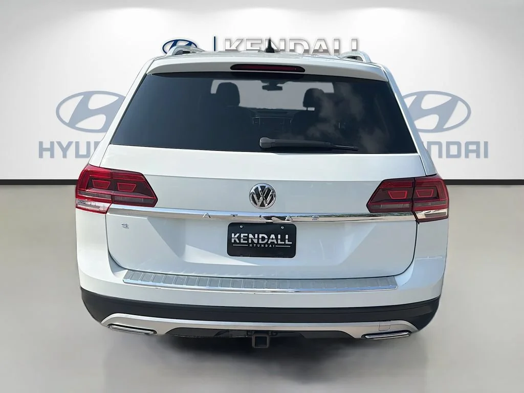 Certified Used 2019 Pure White Volkswagen 3.6L V6 SE w/Technology image 5