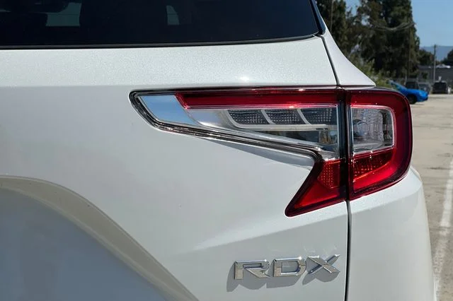 New 2026 Platinum White Pearl Acura Technology Package image 23