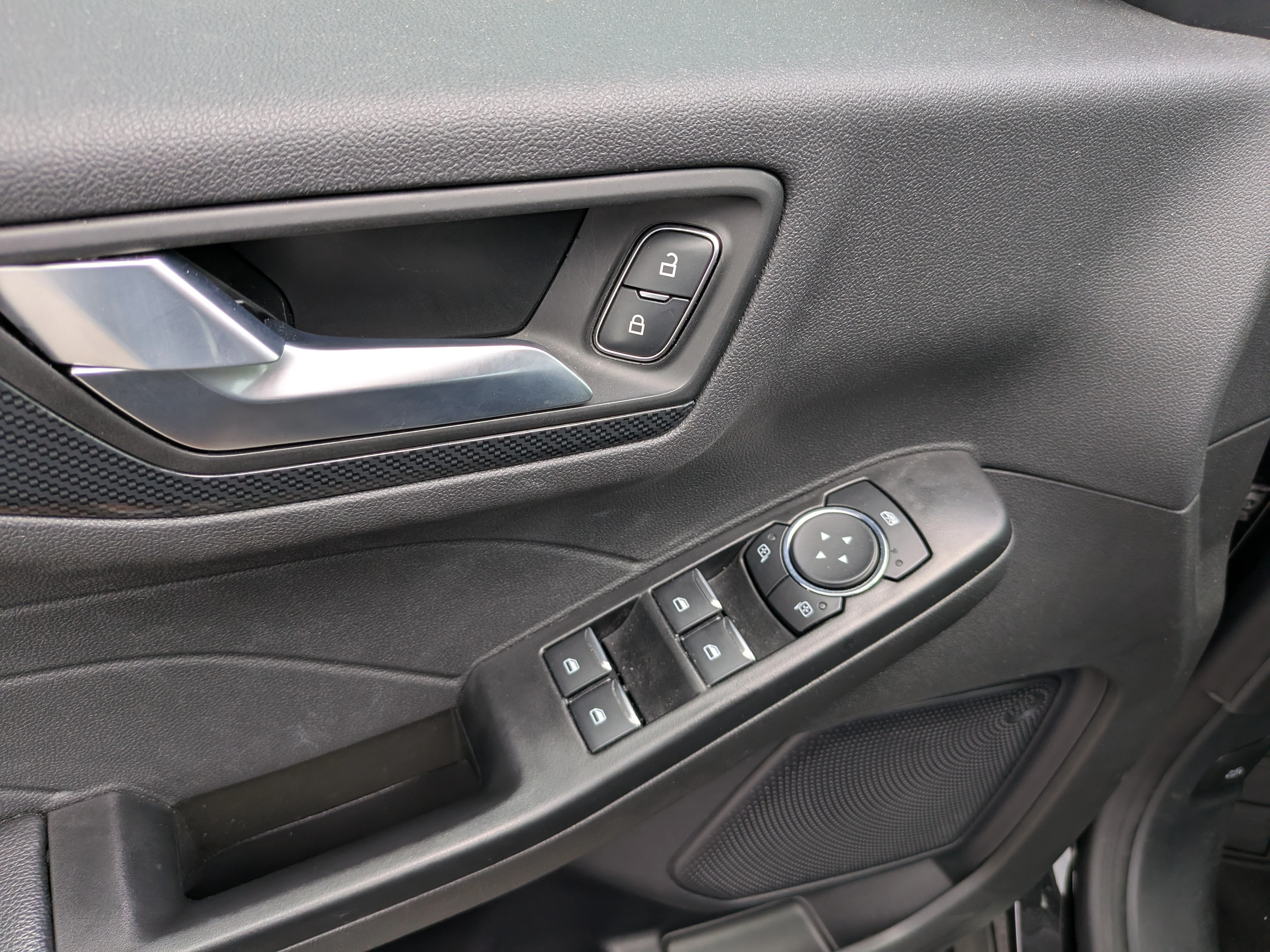 Used 2024 Agate Black Metallic Ford ST-Line image 19