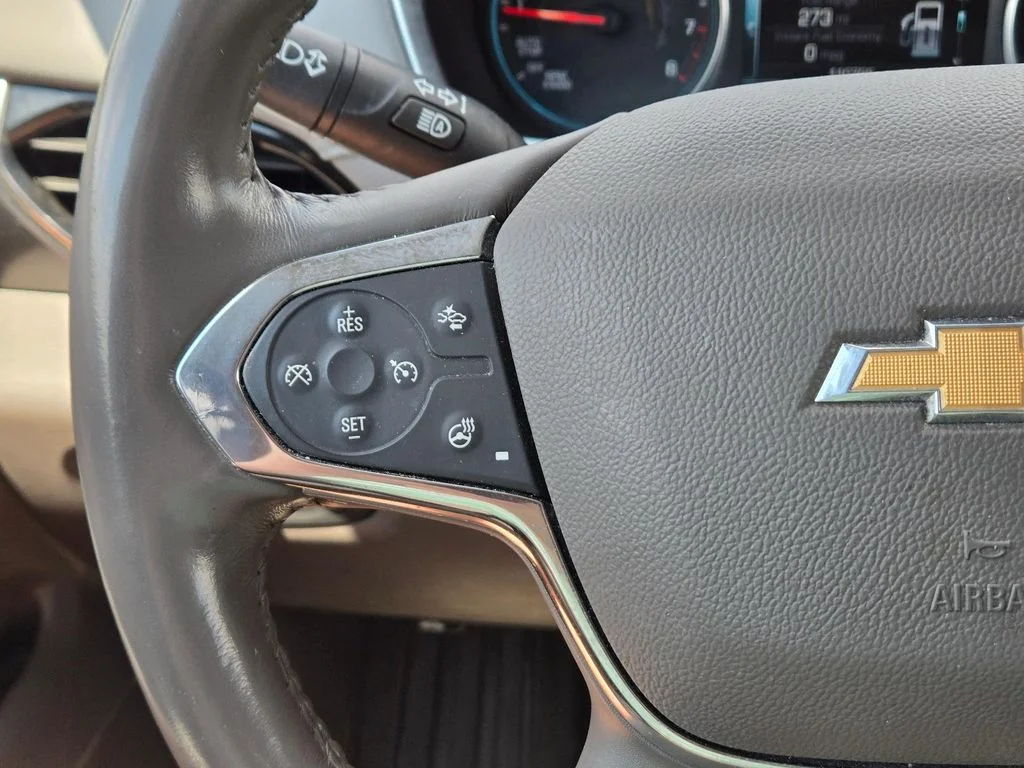 Used 2019 Beige Chevrolet Premier image 23