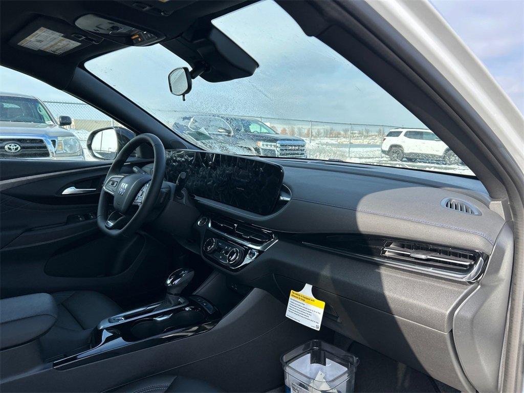 2026 BUICK ENVISTA - Image 32