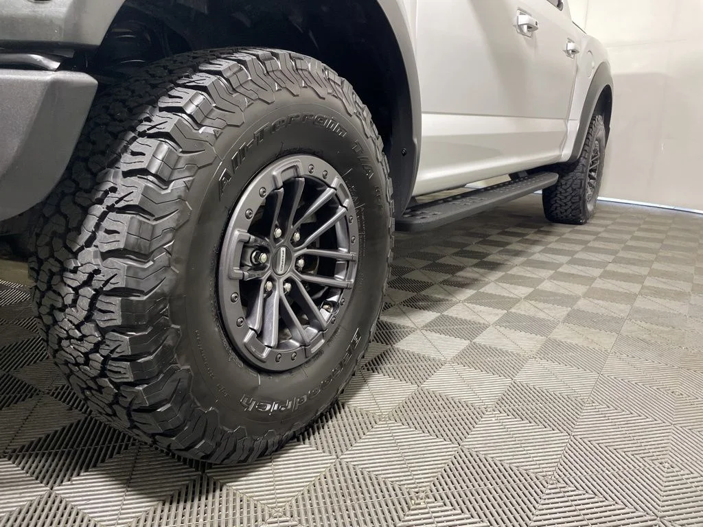 Used 2020 White Ford Raptor image 20
