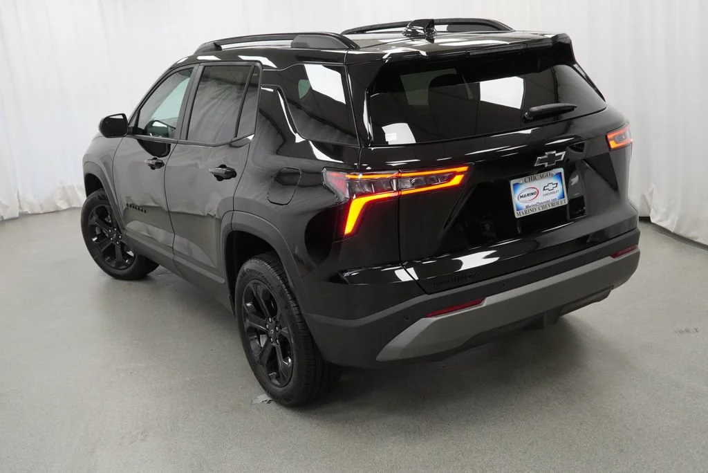 2027 Chevrolet Equinox LT - Photo 36