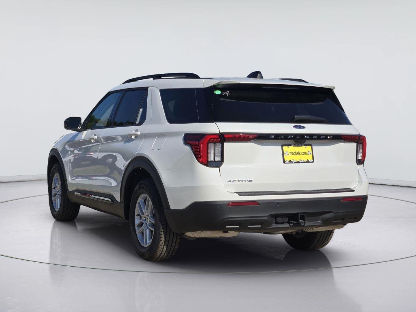 New 2026 Star White Metallic Tri-Coat Ford Active image 3