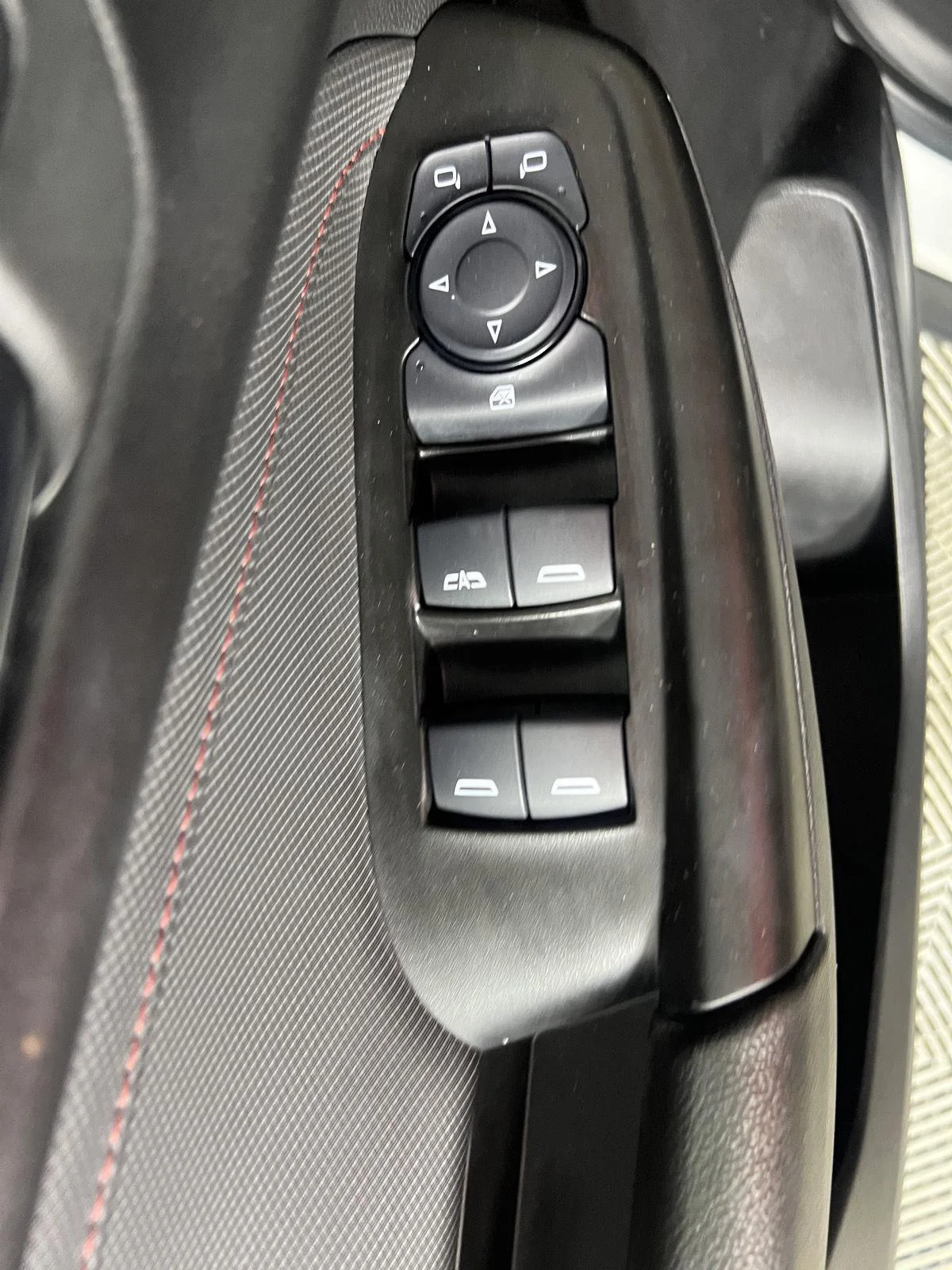 Used 2023 Summit White Chevrolet RS image 6