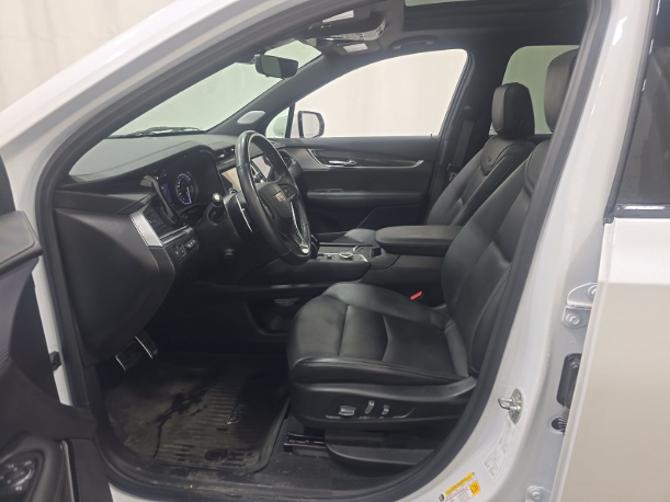 Used 2024 White Cadillac Sport image 9