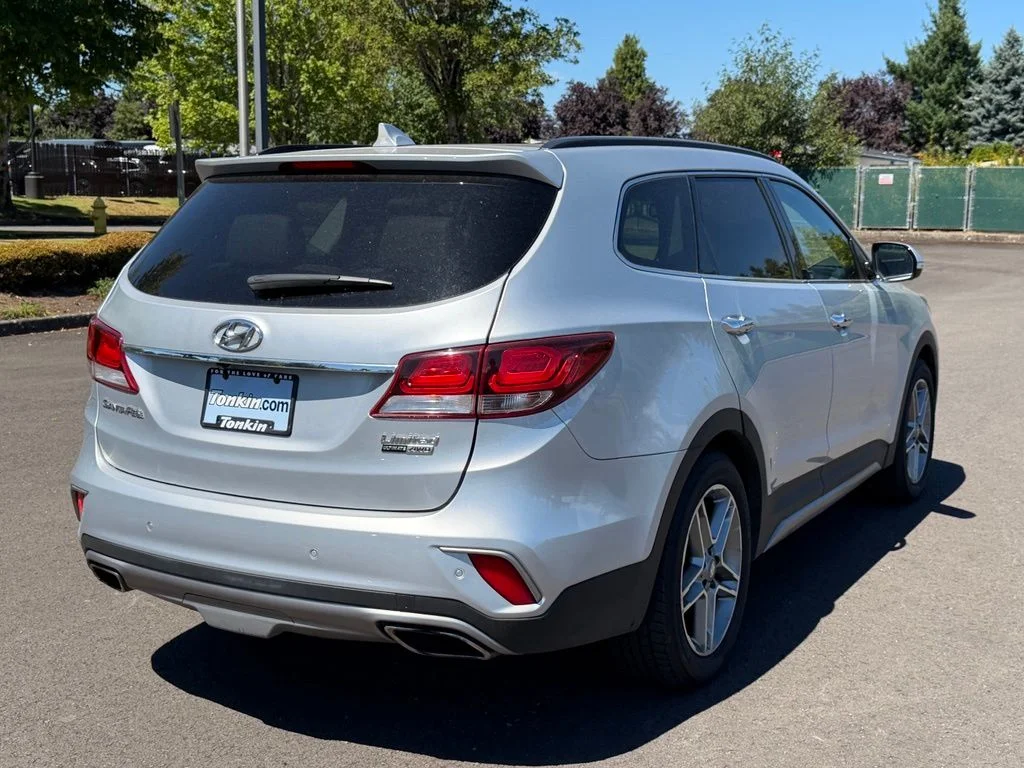 Used 2017 Circuit Silver Hyundai Limited Ultimate image 8