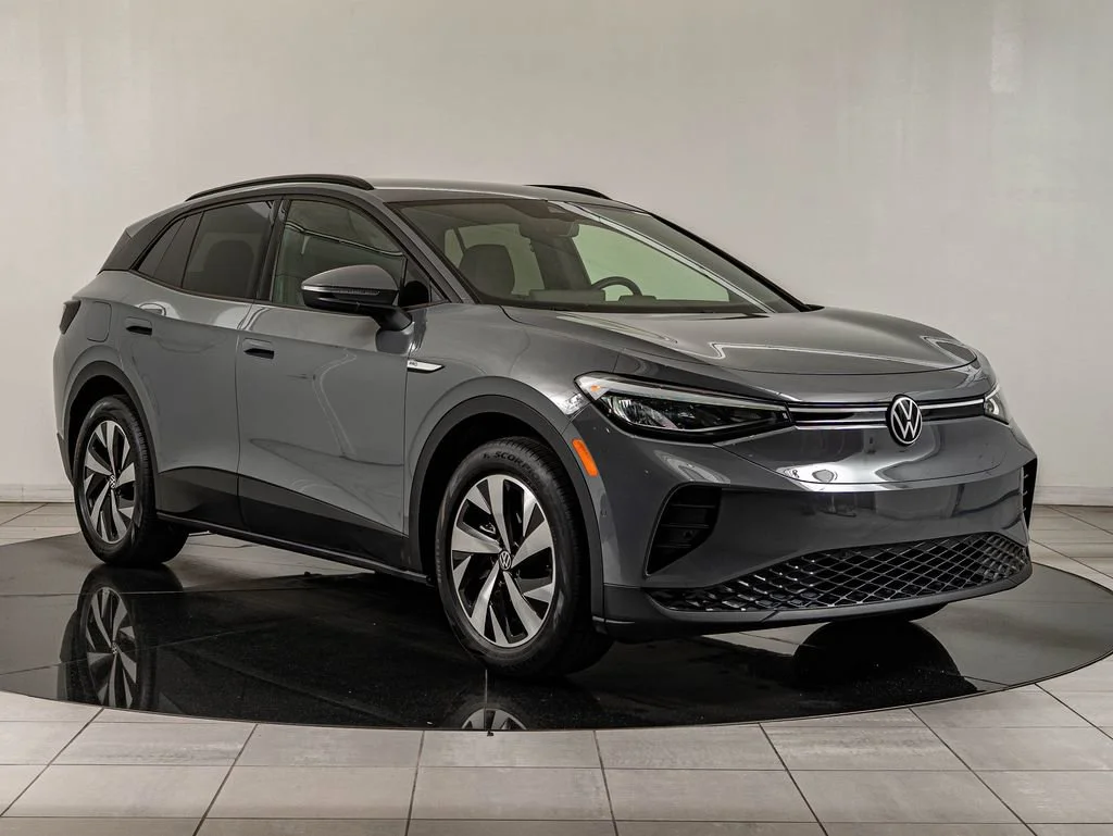 Used 2025 Volkswagen ID.4 PRO with VIN 1V2CRPE89SC002582 for sale in Wichita, KS