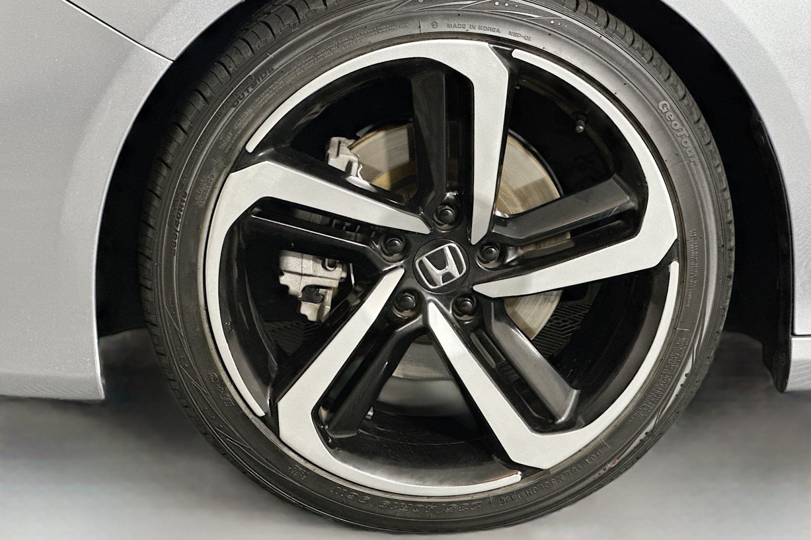 Used 2018 Lunar Silver Metallic Honda Sport 1.5T image 11