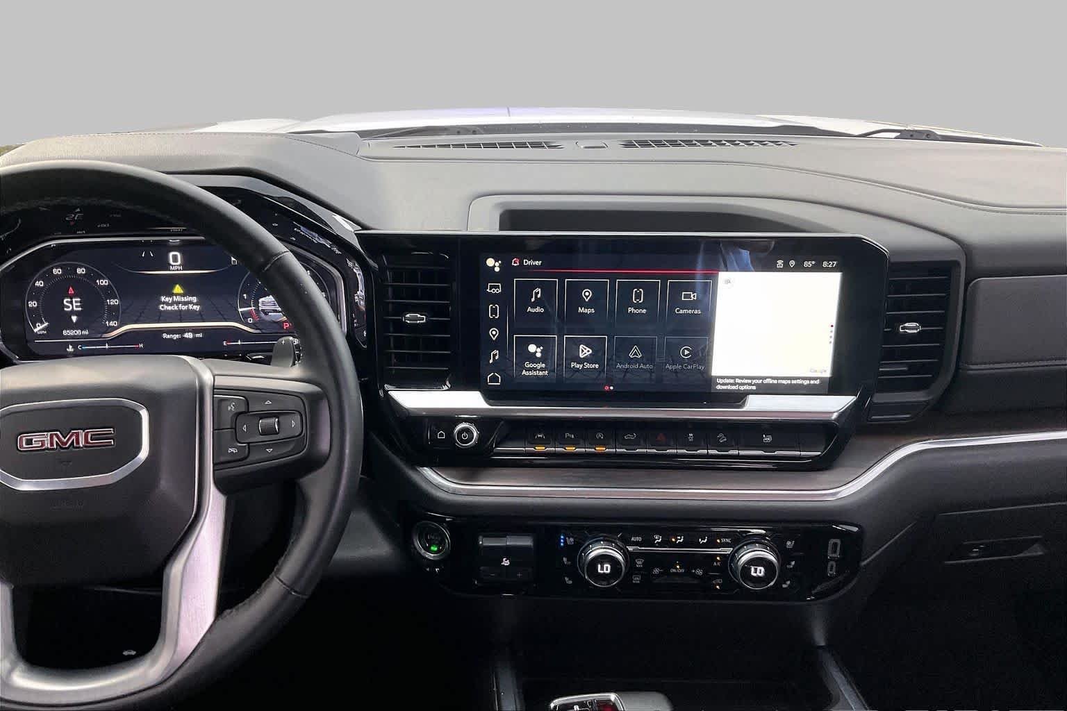 Used 2024 White Frost Tricoat GMC SLT image 6