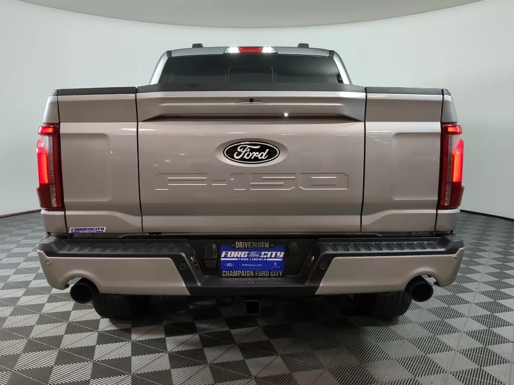 New 2026 Iconic Silver Metallic Ford Lariat® image 7