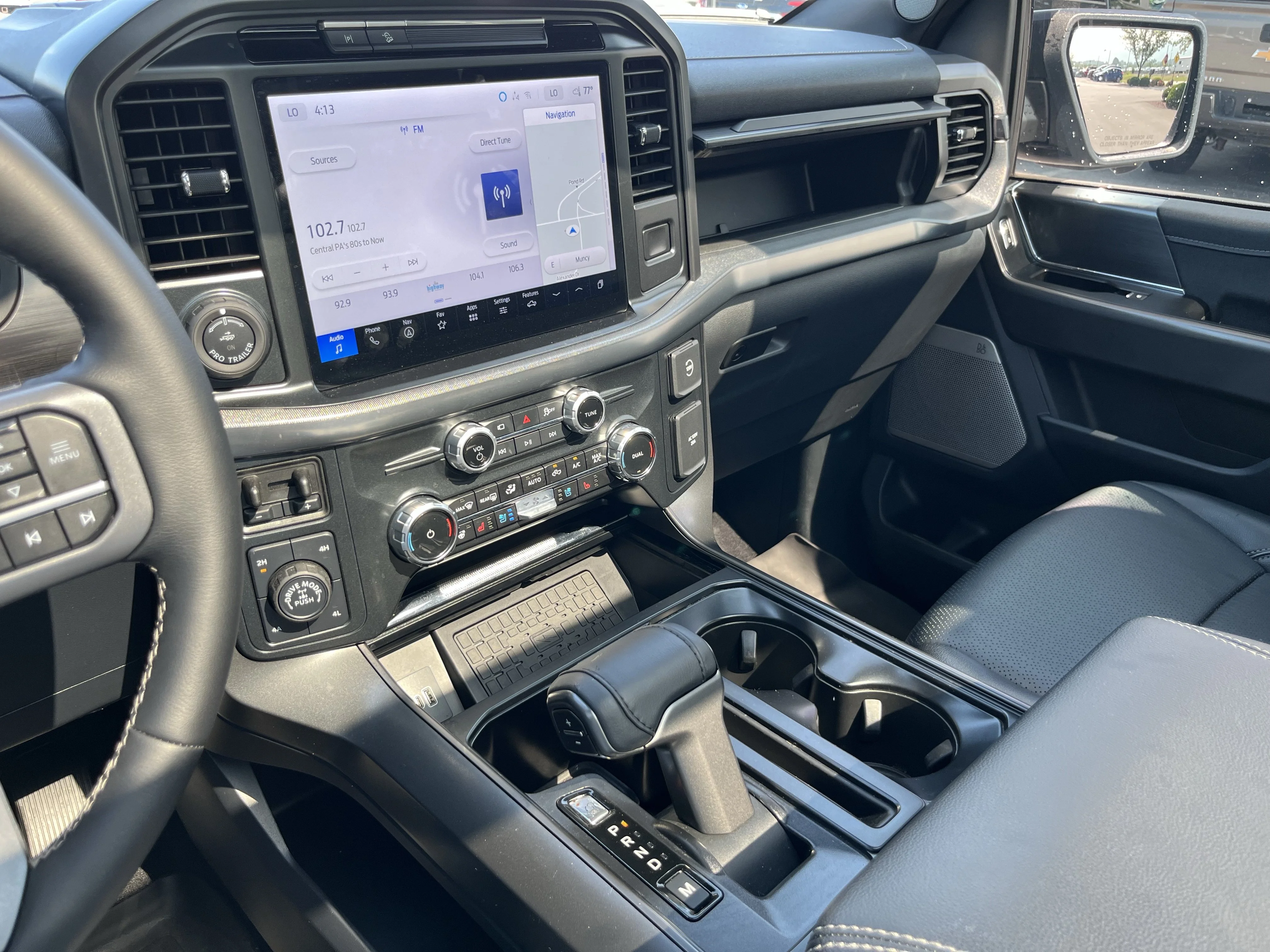 Used 2025 Black Metallic Ford Lariat image 30