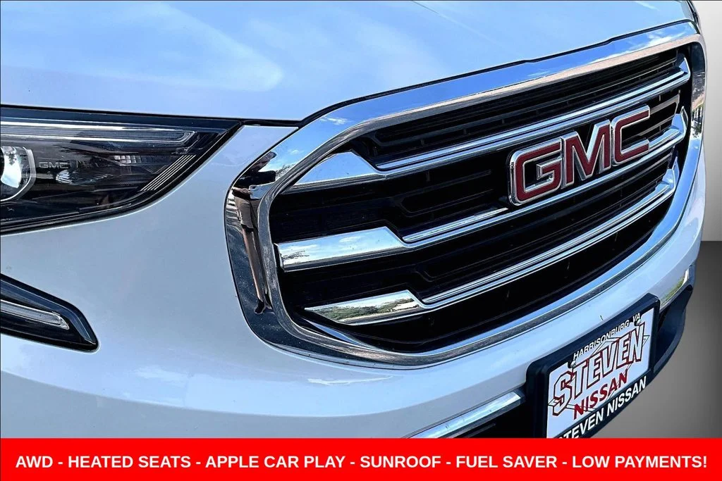Used 2020 White GMC SLT image 40