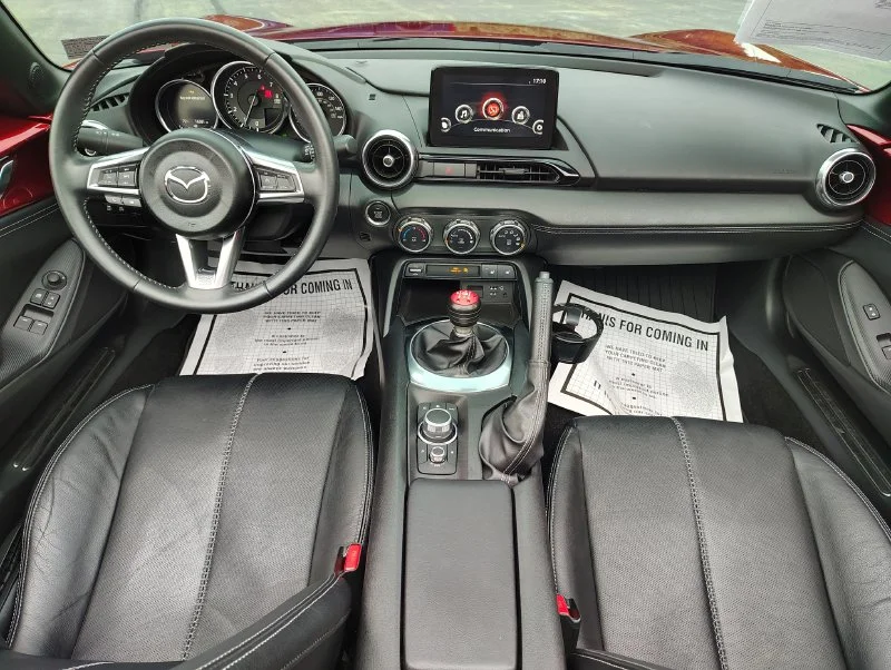 Used 2022 Red Mazda Grand Touring image 23