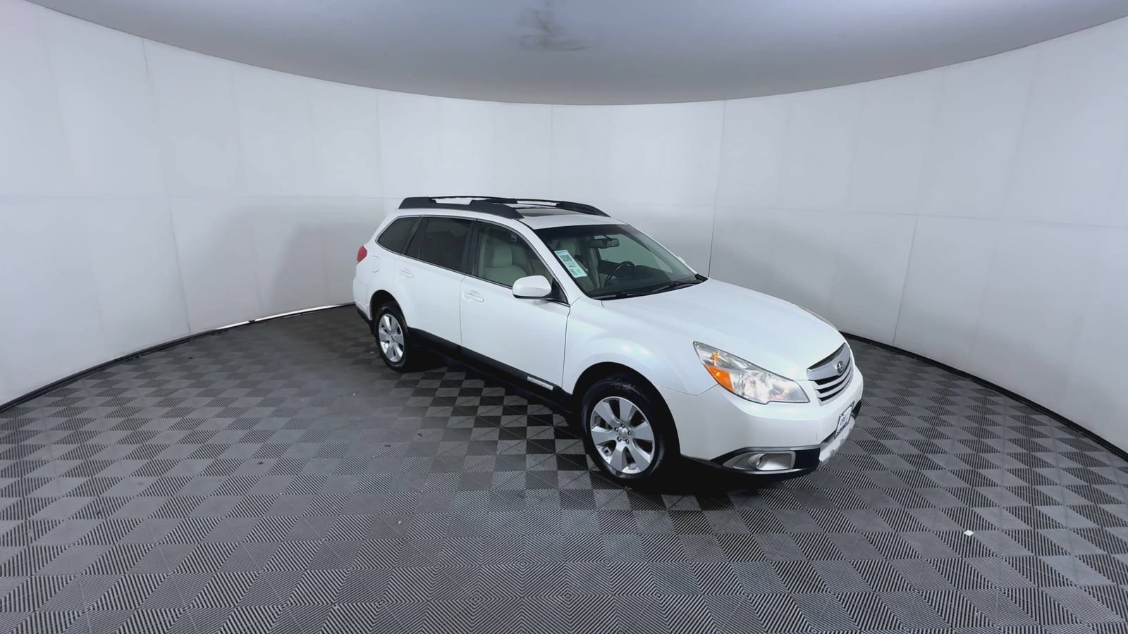 Used 2010 Subaru Outback I Limited with VIN 4S4BRCKC4A3330372 for sale in Aurora, CO