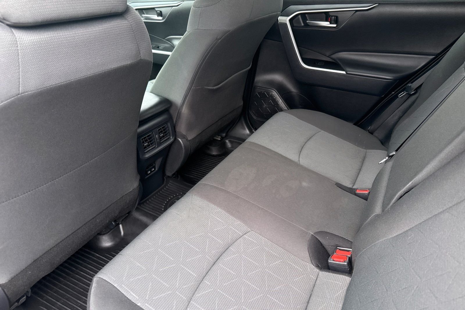 Used 2024 White Toyota XLE image 11
