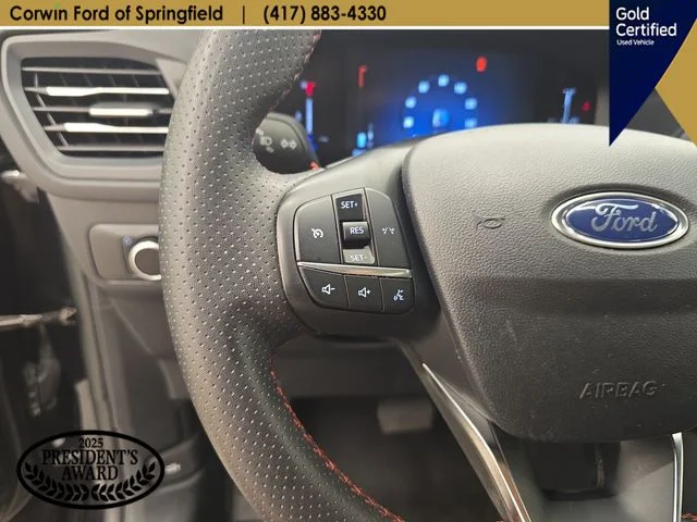 Certified Used 2025 Agate Black Metallic Ford ST-Line image 30