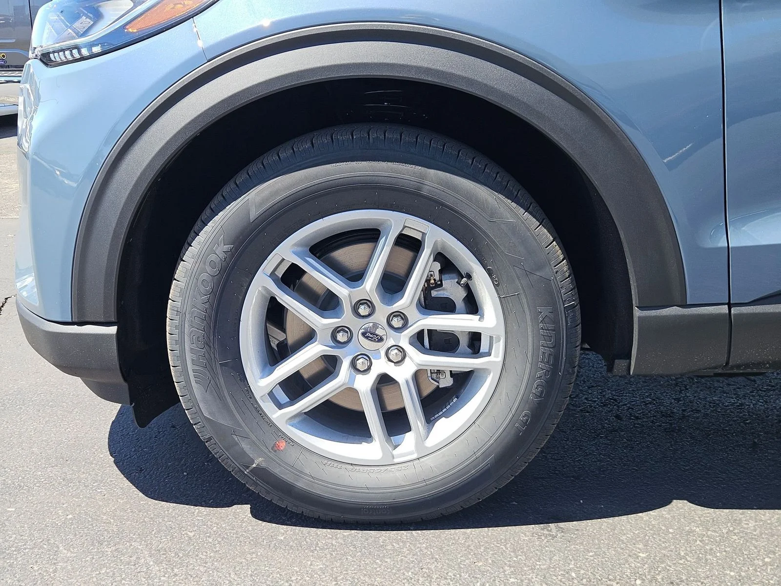 New 2026 Vapor Blue Metallic Ford Active image 10