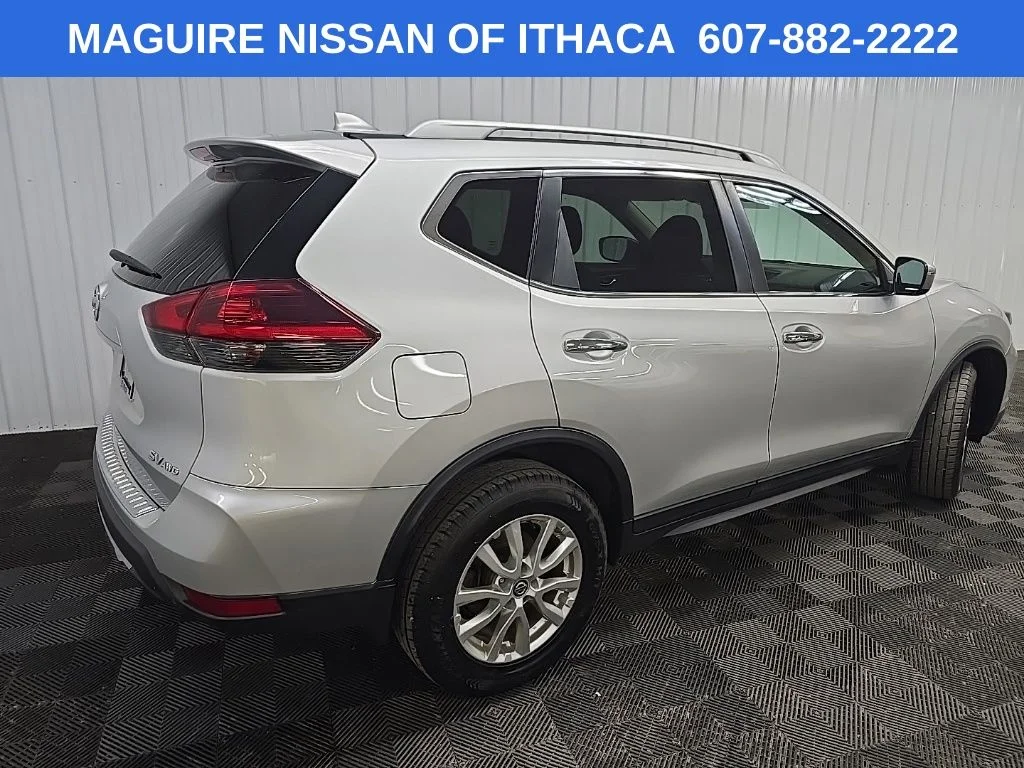 Used 2018 Silver Nissan SV image 3