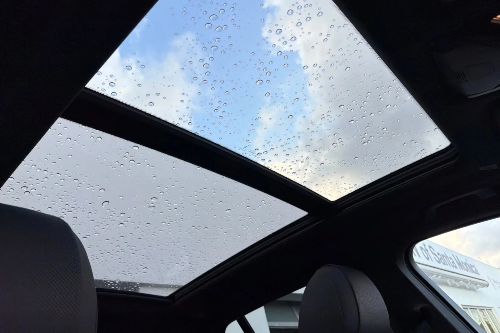 Used 2025 Skyscraper Grey Metallic BMW xDrive40i image 16