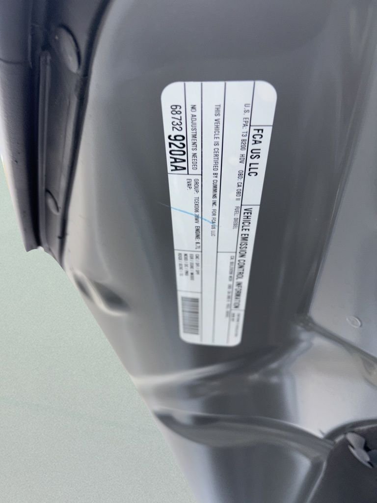 New 2026 Ceramic Gray Clear-Coat Exterior Paint RAM Laramie image 60