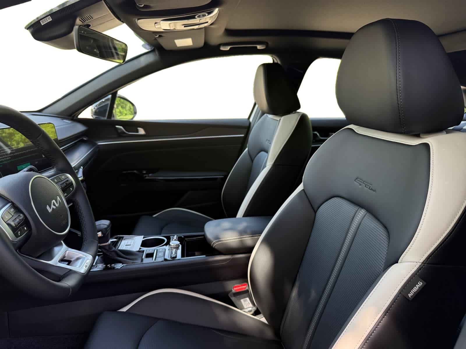 New 2026 Snow White Pearl Kia GT-Line AWD image 11
