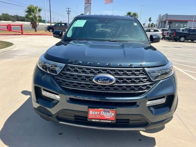 Used 2024 Blue Ford XLT image 2