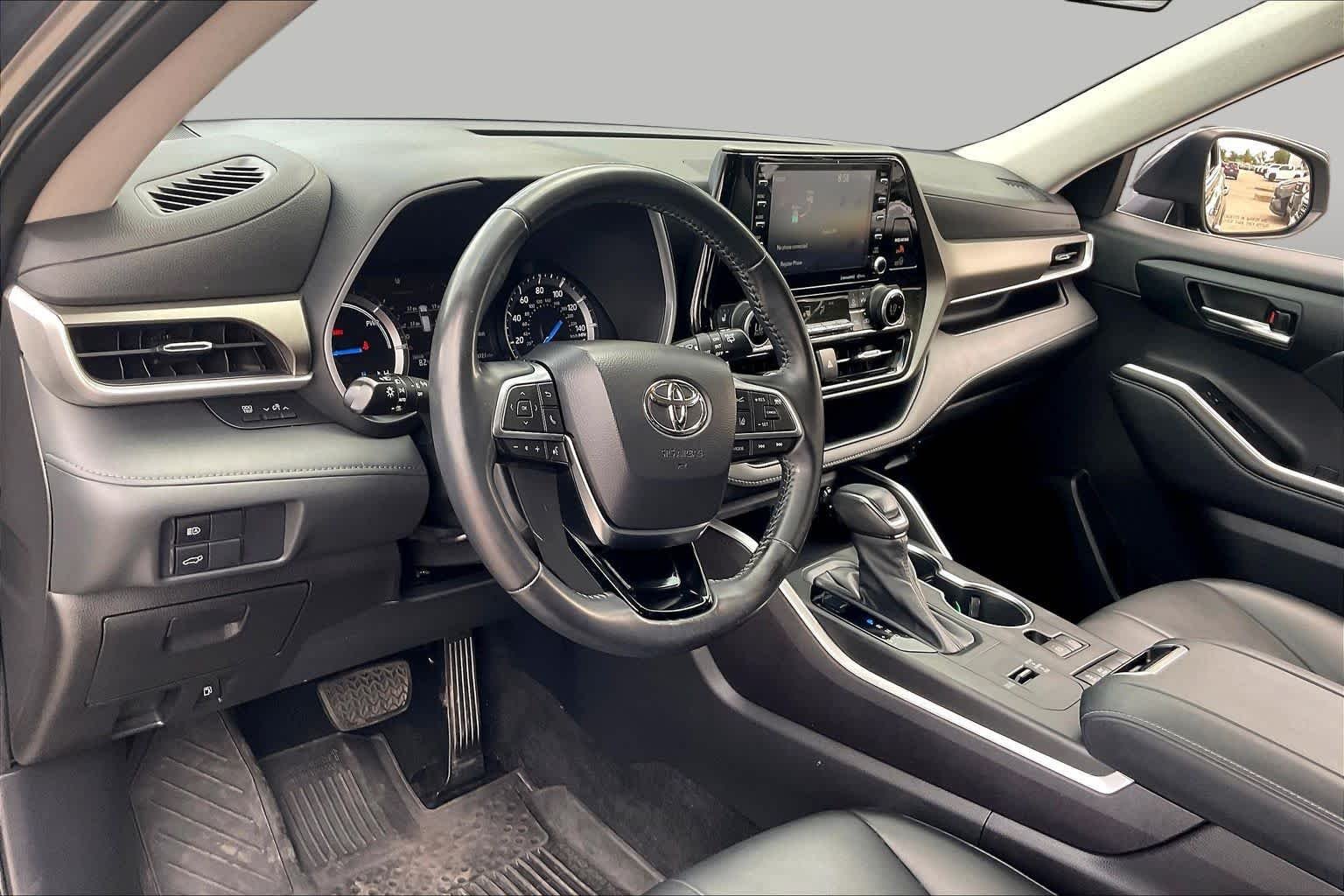 Used 2021 Magnetic Gray Metallic Toyota Hybrid XLE image 18