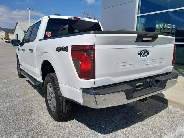 Used 2024 Oxford White Ford XLT image 7